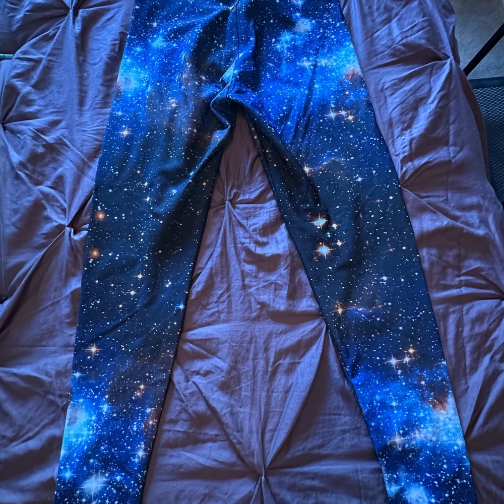 Blackmilk Galaxy Blue Leggings fleece lined 
Worn a couple times.  No marks